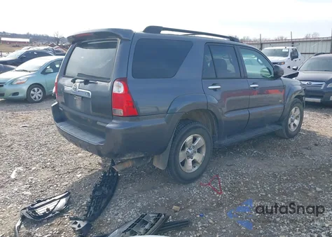 2006 Toyota 4Runner Sr5 V6 z USA, uszkodzony, nr VIN JTEZU14R468059665